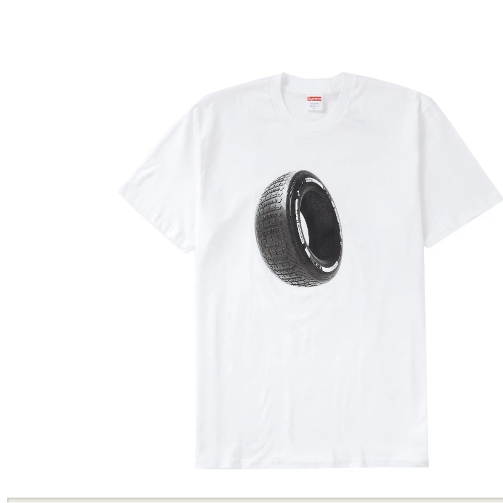 ✨Host Pick✨ Supreme tire tee